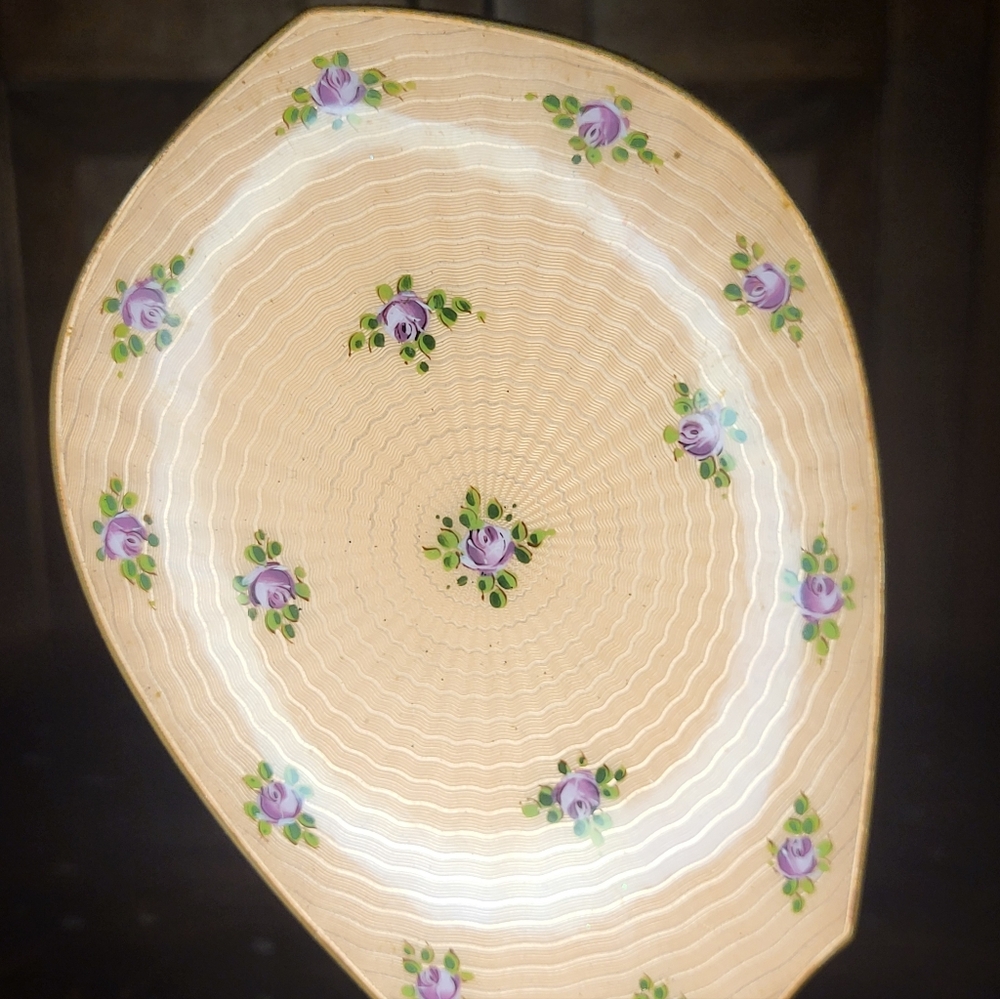 Elegant Floral Hand Mirror - Picture 15 of 17